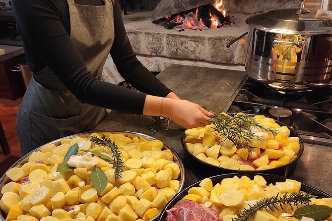 Authentic Garden to Table Cooking Class in Dubrovnik Countryside - A welcome drink and a family introduction