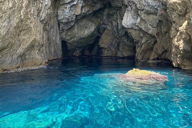 Blue and Green Cave Tour from Dubrovnik,private speed boats - Koločep’s Blue Cave and rocky coast