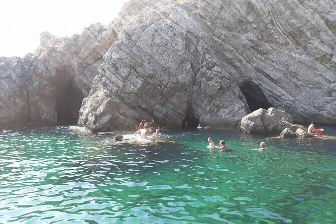 Blue Cave | 5-Hour Morning Sea Safari - Three Green Caves with different levels of adventure