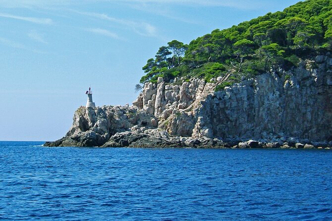 Blue Cave and caves Discovery Dubrovnik - Group Tour by Boat - Boat comfort, swimming gear, and safety