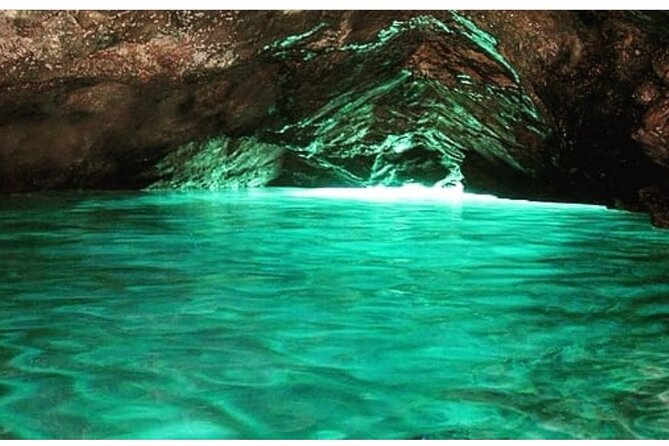 Blue Cave and caves Discovery Dubrovnik - Group Tour by Boat - Koločep’s Green Cave and three canyon caves