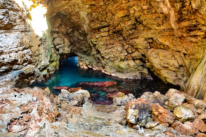 Boat Tour to Mljet National Park & 3 Islands - The skippers shape the day