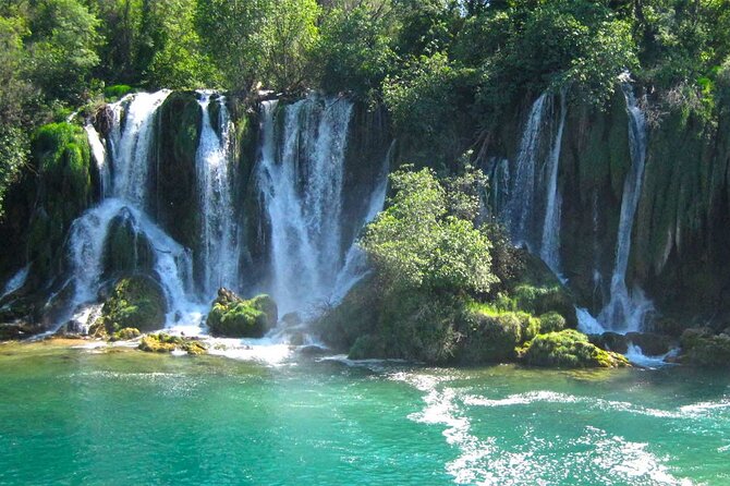 Bosnia Day Trip: Mostar and Kravice Waterfalls by Luxury Minibus - Crossing the border into Bosnia and Herzegovina