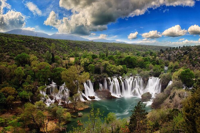 Bosnia Day Trip: Mostar and Kravice Waterfalls by Luxury Minibus - Leaving Dubrovnik before the roads get busy
