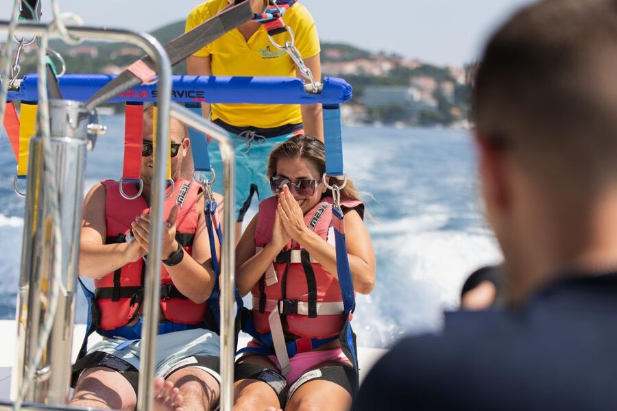 Cavtat: Parasailing - Why the Crew Matters