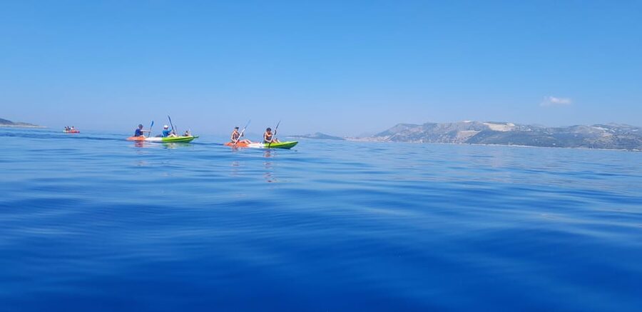 Cavtat: 'Pomalo' Guided Sea Kayaking Tour - A small island or beach for swimming