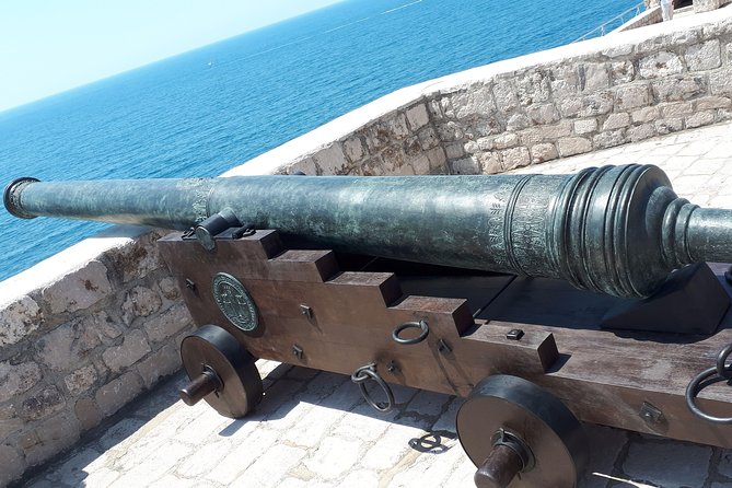 City Walls Legends and Facts Tour - Who will get the most from this walk