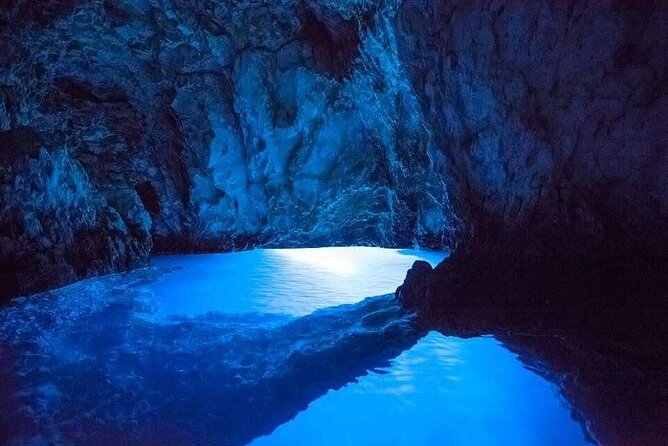 Discover Elaphite Islands and Hidden Caves in Dubrovnik - What Is Included on the Boat
