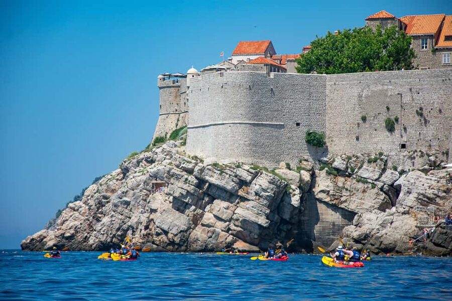 Dubrovnik: 2 or 3-Hour Morning Kayaking & Snorkeling Tour - Guides, group size, and the feel on the water