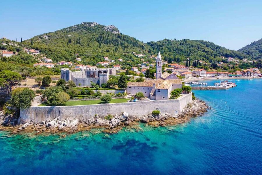 Dubrovnik: 3 Island Boat Tour with Lunch and Guide - Starting at Dubrovnik’s main ferry port