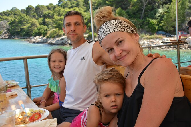 Dubrovnik: 3 Islands Boat Tour with Lunch & drinks(FR, ES, EN) - Who will enjoy this boat tour most