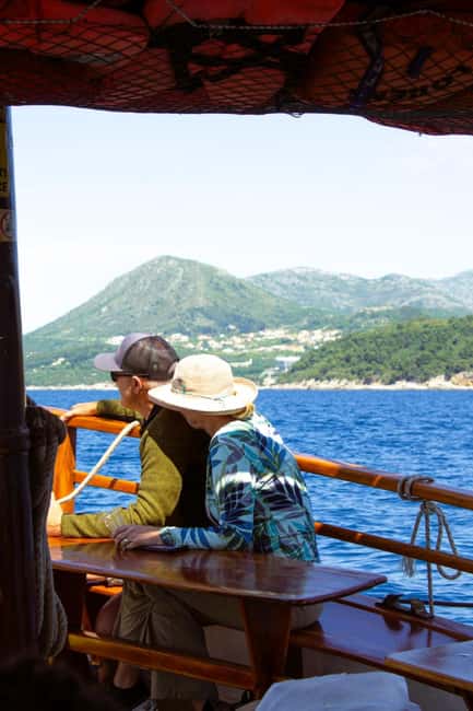 Dubrovnik: 6 hours Blue cave & Elaphiti with optional lunch - The Blue Cave is the trip’s main water stop