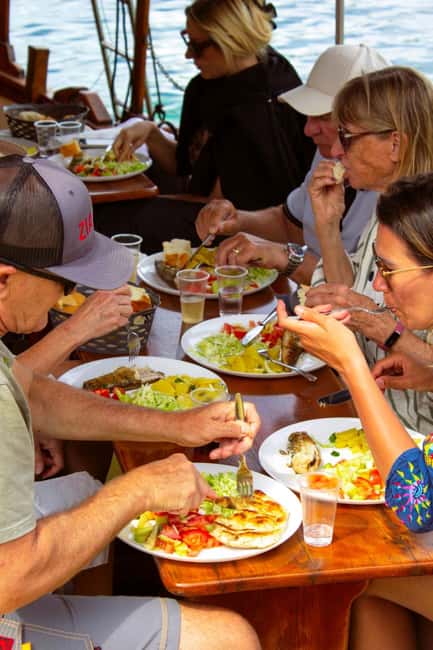 Dubrovnik: 6 hours Blue cave & Elaphiti with optional lunch - Lunch is convenient, but budget for it separately