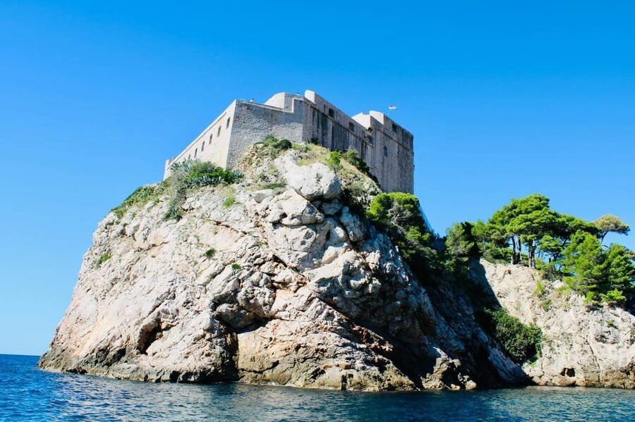 Dubrovnik: 6 hours Blue cave & Elaphiti with optional lunch - Who will enjoy this outing most