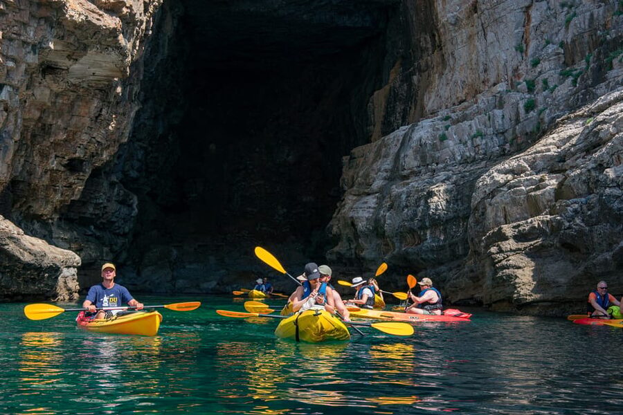 Dubrovnik: Afternoon Kayaking and Snorkeling Tour - The return route gives you one last view