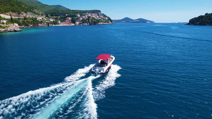 Dubrovnik: All-inclusive Islands and Caves Private Boat Tour - What the private boat setup includes