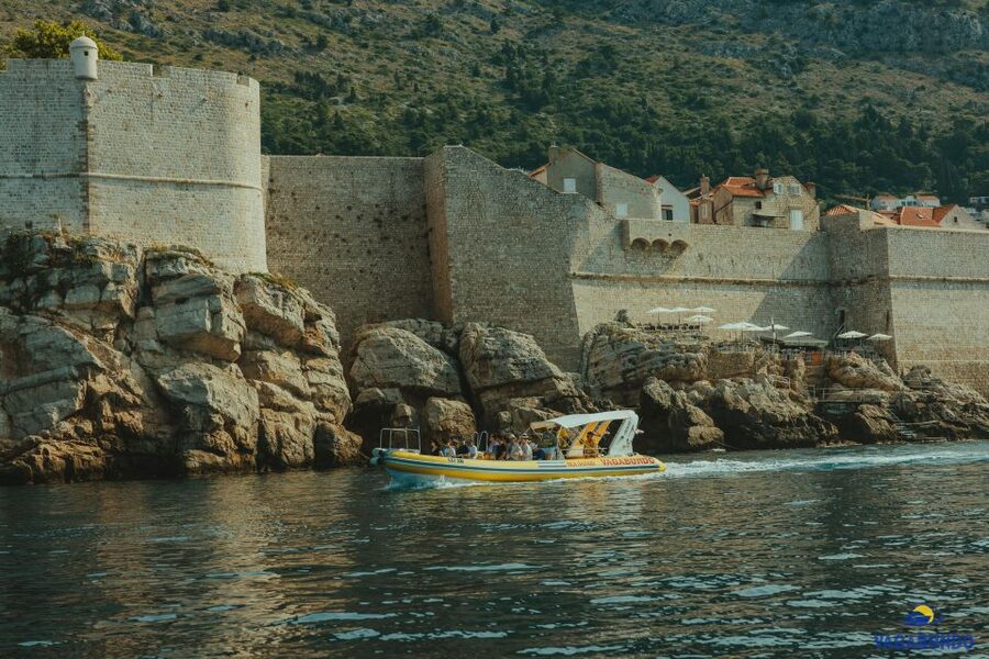 Dubrovnik: Blue Cave Afternoon Speedboat Tour with Drinks - Should you book the Blue Cave speedboat tour?