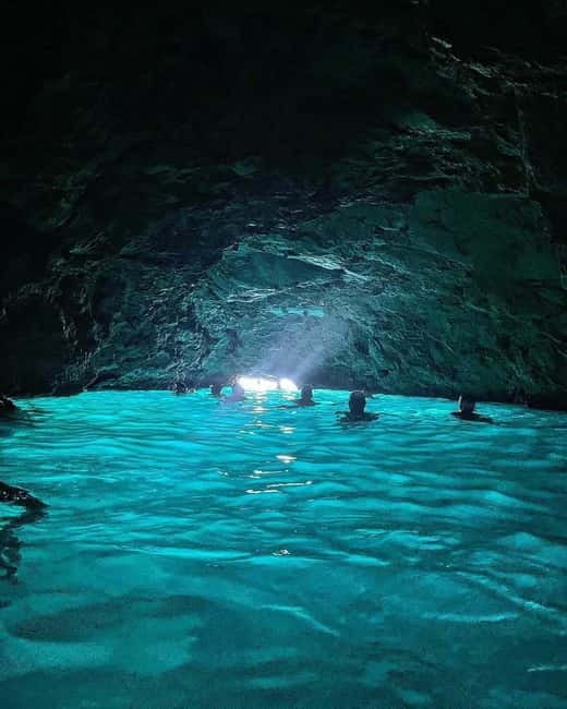 Dubrovnik: Blue Cave Tour by Speedboat with Small Group - A fast route from Dubrovnik to Koločep