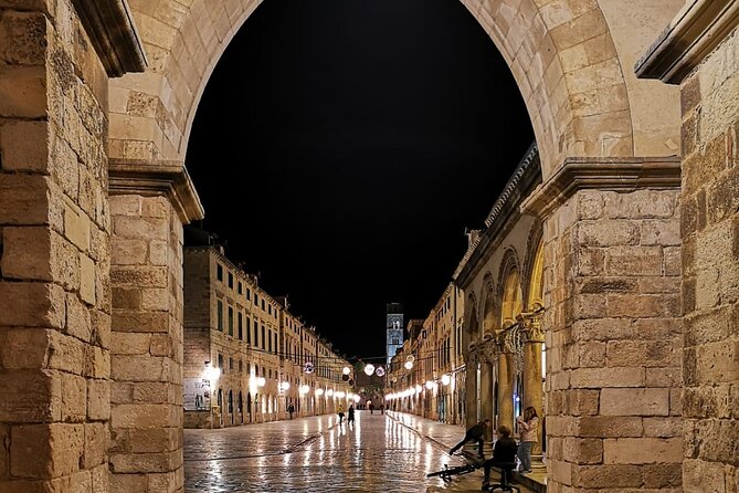 Dubrovnik By Night Walking Tour - Luža Square gathers the city’s symbols