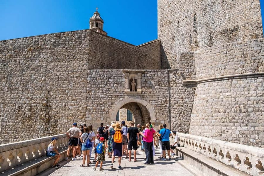 Dubrovnik: City Walls, Old Town Walking Tour & Adriatic View - Starting at Nautika and entering through Pile Gate