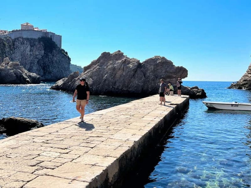 Dubrovnik: City Walls, Old Town Walking Tour & Adriatic View - Franciscan Monastery and the old pharmacy