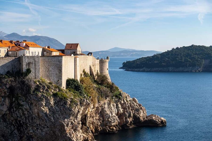 Dubrovnik: City Walls, Old Town Walking Tour & Adriatic View - Walking Dubrovnik’s City Walls for 80 minutes