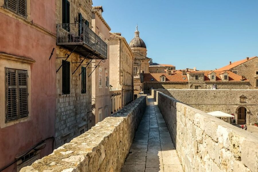 Dubrovnik: City Walls Private Guided Walking Tour - Why Dubrovnik’s walls are the right place to begin