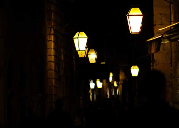 Dubrovnik: Dark tales of the Old Town - Starting beside the Big Onofrio Fountain