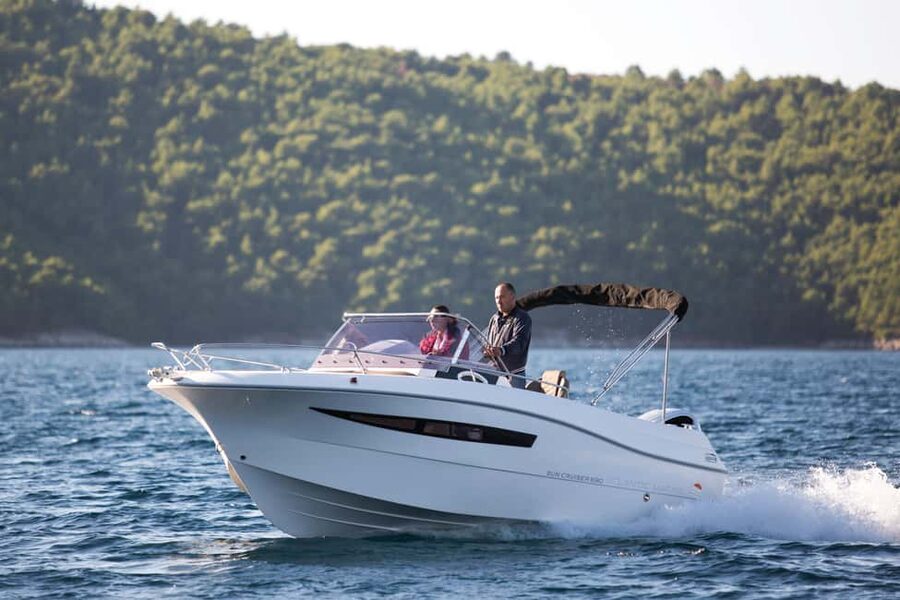 Dubrovnik: Elafiti Island Private Speedboat Tour - Blue Cave and Koločep: the water is the attraction