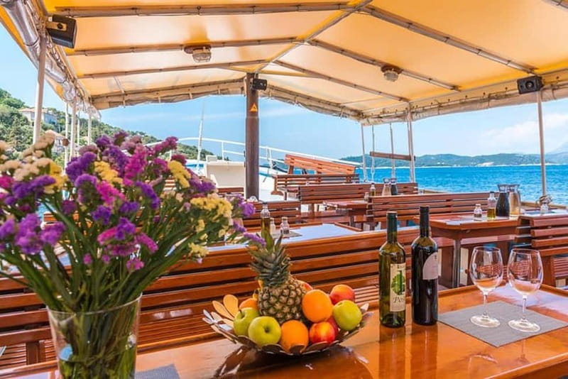 Dubrovnik: Elaphite Islands Cruise with Lunch and Drinks - Lopud: the main event of the afternoon