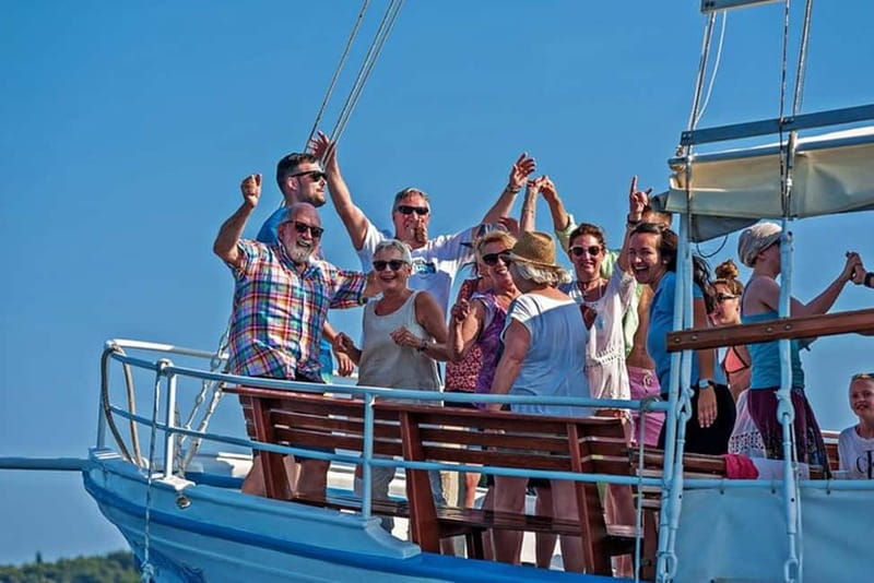 Dubrovnik: Elaphite Islands Cruise with Lunch and Drinks - Timing, comfort, and what to pack