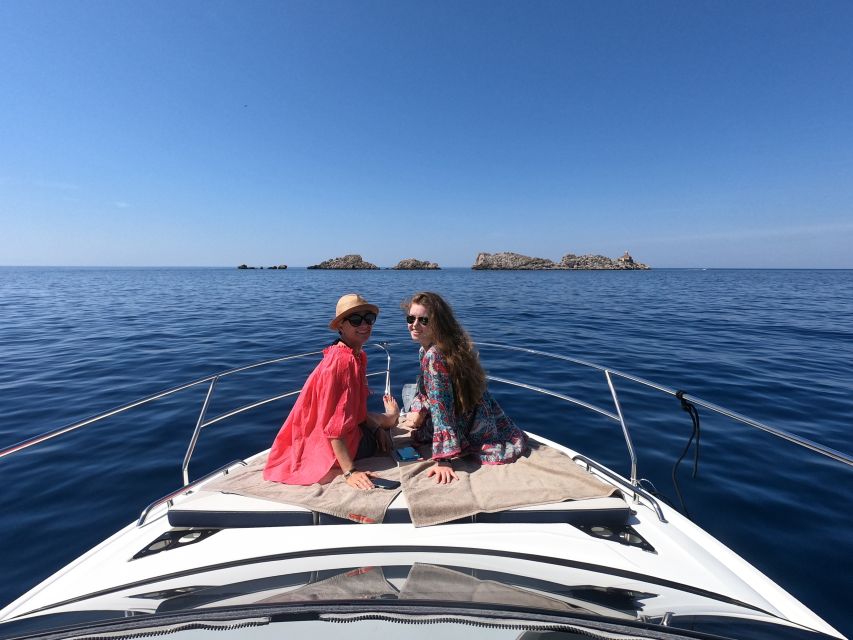 Dubrovnik: Elaphite Islands Private Speedboat Full-Day Tour - What the boat day feels like in practice