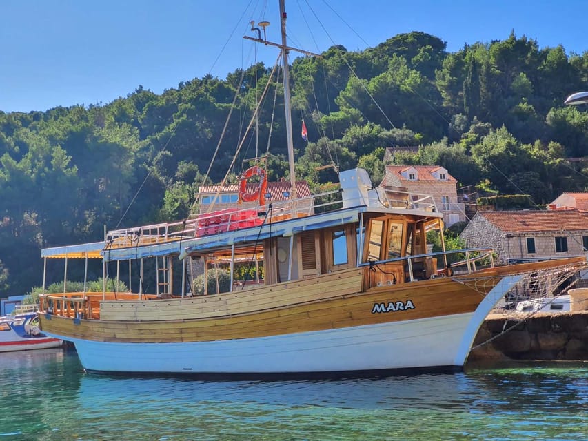 Dubrovnik: Elaphiti Islands Boat Cruise with Lunch & Drinks - Lunch and drinks add real value at $58