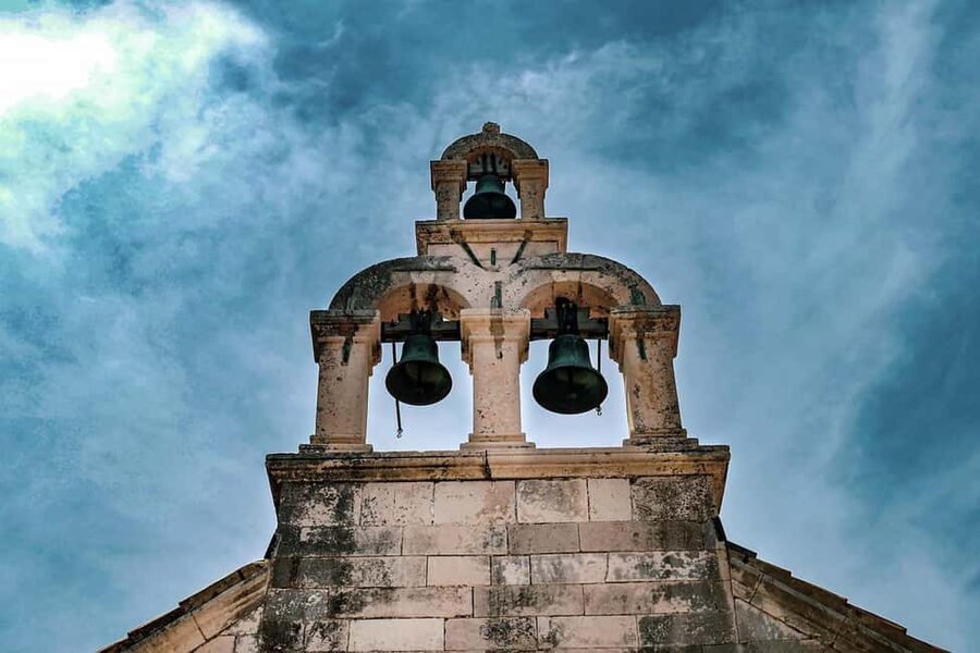 Dubrovnik for Kids: A Playful Family Walking Tour Experience - Pile Gate turns the city into a story