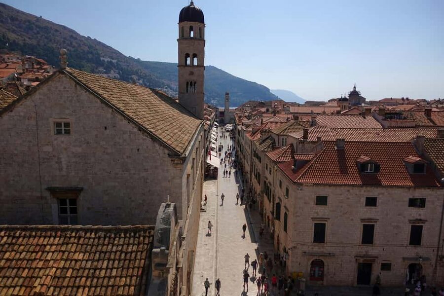 Dubrovnik Fun Facts and History: 1 or 2hr Tour with Antonio - The one-hour route: a brisk lesson in the Old Town