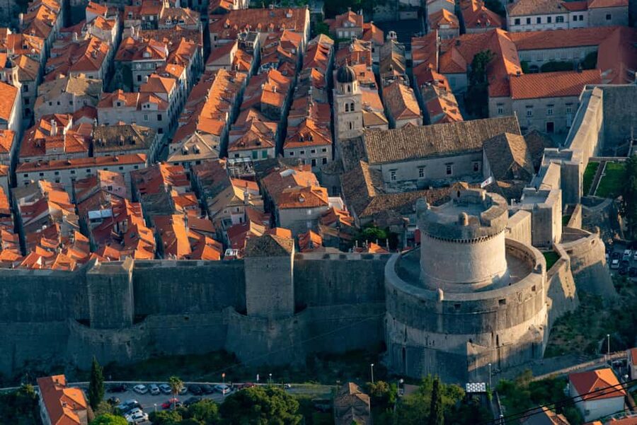 Dubrovnik Fun Facts and History: 1 or 2hr Tour with Antonio - The two-hour route adds time for conversation