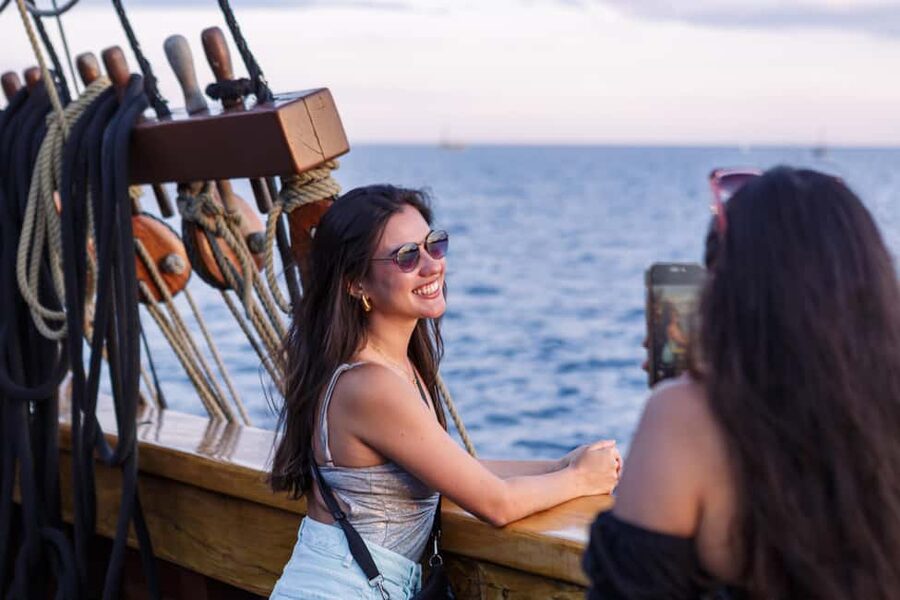 Dubrovnik: Galleon Sunset Cruise with a Live Guide & Drink - Who should book Galleon Tirena?