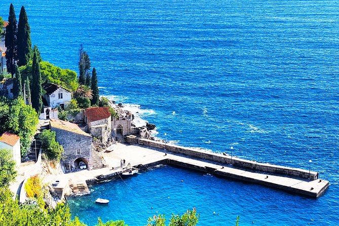 Dubrovnik Game of Thrones Driving Tour - St. Jacobs Beach and the abandoned Belvedere Hotel