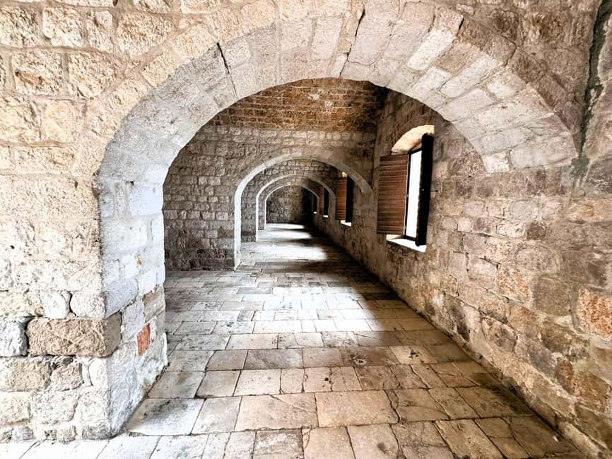 Dubrovnik: Game of Thrones Tour & Optional Lokrum Island - Starting beside Nautika Restaurant
