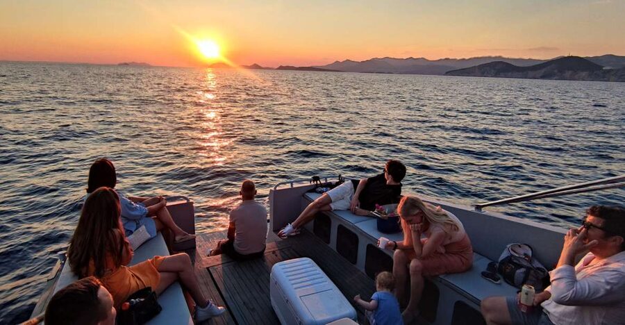 Dubrovnik: Golden Hour Sunset Cruise - Lovrijenac fortress from the sea