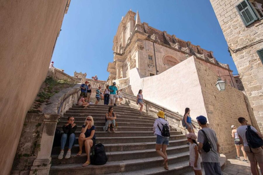 Dubrovnik: History and Game of Thrones Walking Tour - Side streets and the old Ragusa stories