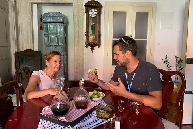 Dubrovnik History, Sweets & Liquors in a Private Palace (PRIVATE) - The guides and their style