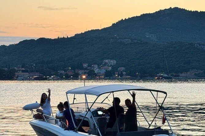 Dubrovnik Kayak Rental on Banje Beach - Equipment, clothing, and what to carry