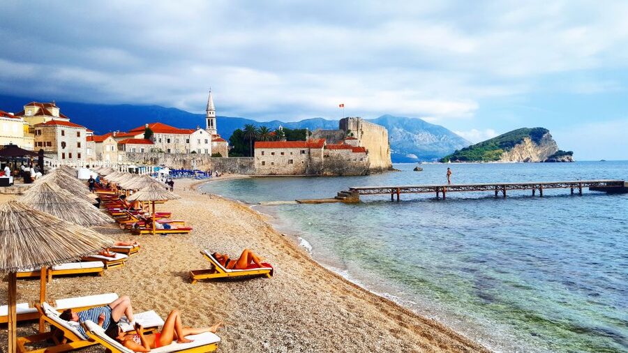 Dubrovnik: Kotor, Perast, Sveti Stefan, and Budva Day Trip - Crossing from Dubrovnik into Montenegro