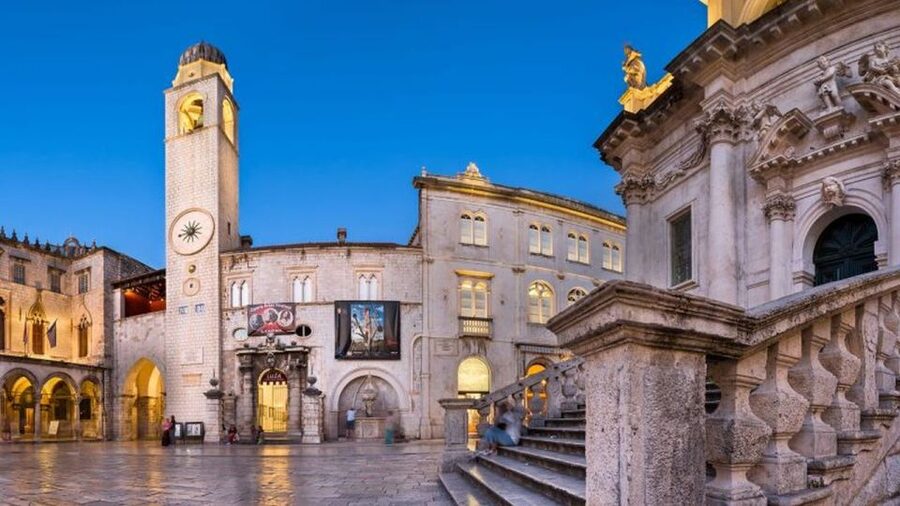 Dubrovnik: Old Town and City Walls Guided Walking Tour - What the guiding style can add, and where it may fall short
