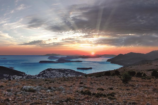 Dubrovnik Old Town & City Walls Private Tour - The extra €40 wall ticket matters