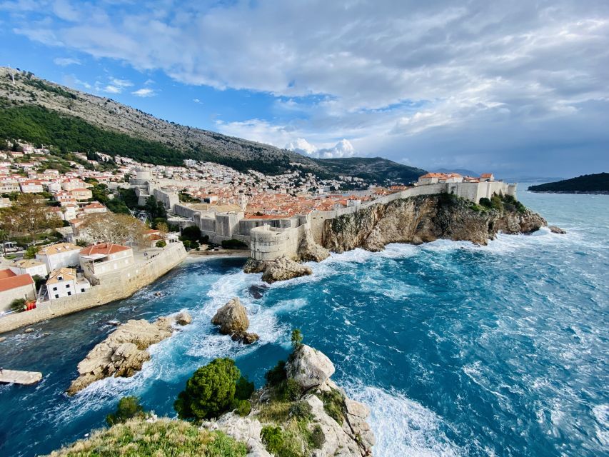 Dubrovnik: Old Town & City Walls Private Walking Tour - Why the city walls are the right place to begin
