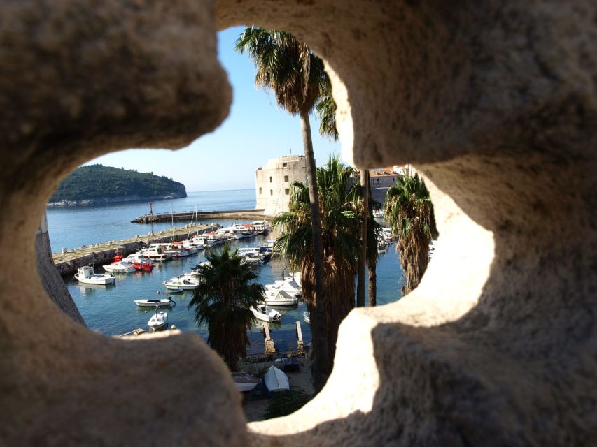 Dubrovnik: Old Town & City Walls Private Walking Tour - From the walls into Stradun and the Old Town