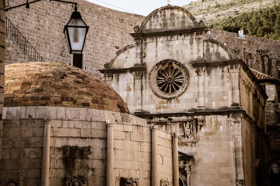 Dubrovnik Old Town History Tour: Early & Late Start - Stradun: Dubrovnik’s grand main street
