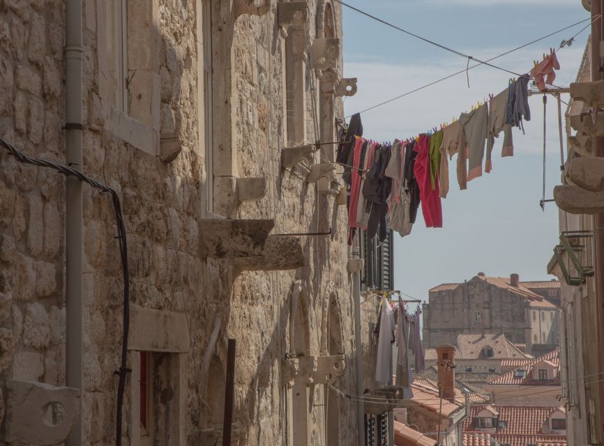 Dubrovnik: Old Town History Walking Tour - Old Port, quarantine, and the sea that shaped the city